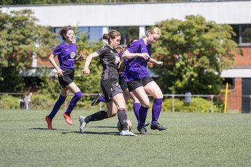 Bild 156 - wBJ SV Henstedt Ulzburg - TuS Rotenhof : Ergebnis: 12:0